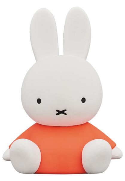 UDF Dick Bruna Series 4 Sitting Miffy Art toy Medicom Toy