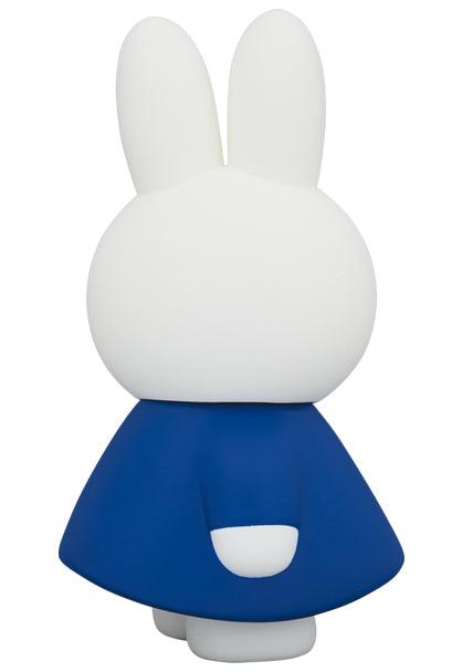 UDF Dick Bruna Series 5 Miffy with Caramel Art toy Medicom Toy