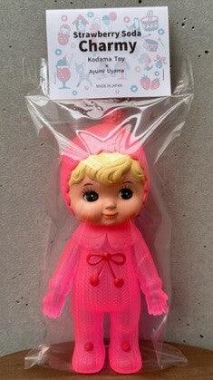 Strawberry Soda Charmy-Chan by KODAMA SANGYO TOY Sofubi KODAMA SANGYO TOYS