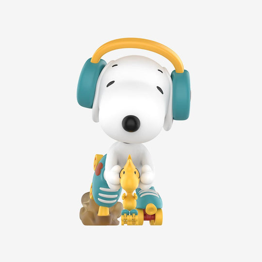 Snoopy The Best Friends Blind Box Series blind boxes POP MART x Peanuts