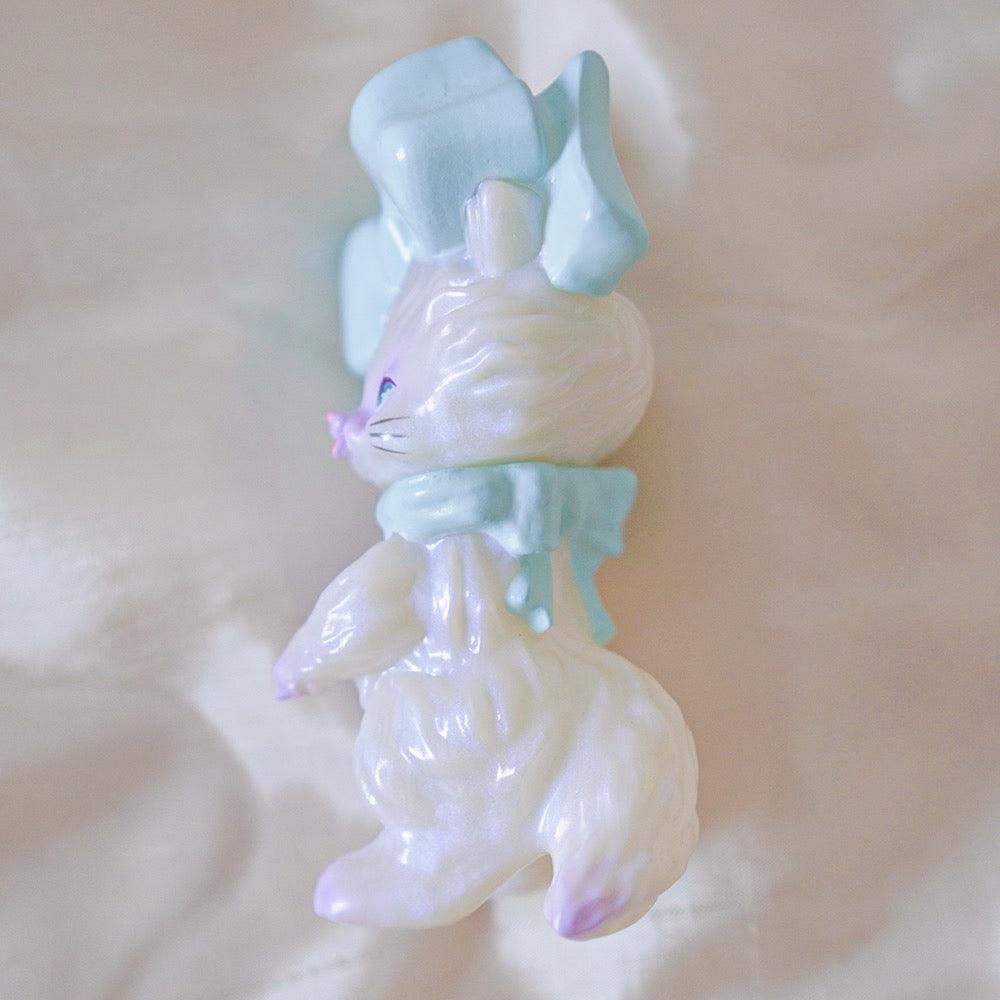 Mint Milk Kira Imai collaboration BAB Kat by Ms LUTRA Sofubi Ms Lutra