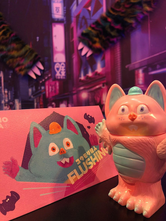 Flushing Pink Vampire Designer Toys momozaza