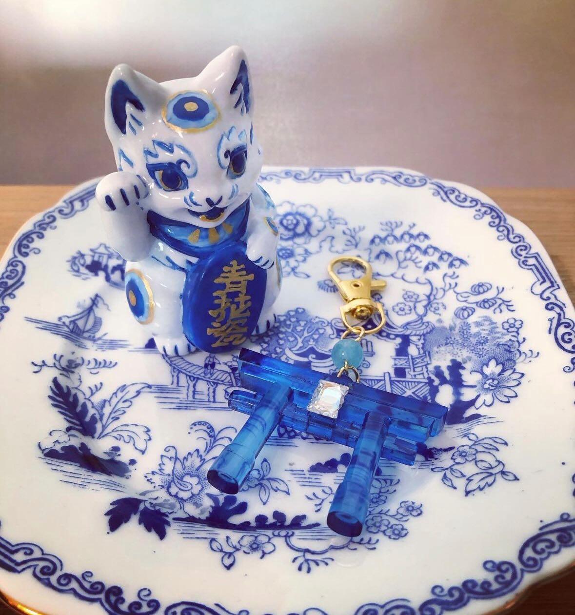 Porcelain Lucky Cat by Genkosha Sofubi 幻狐舍 genkosha