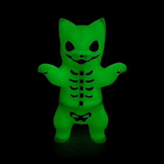 Negora Neon Purple by Konatsu Sofubi FEWMANY