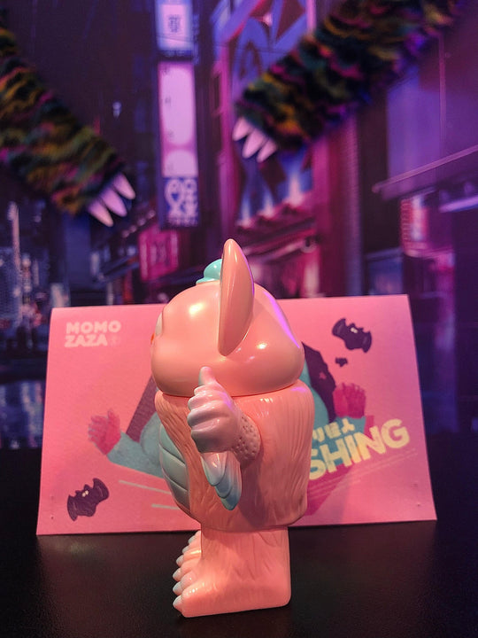 Flushing Pink Vampire Designer Toys momozaza
