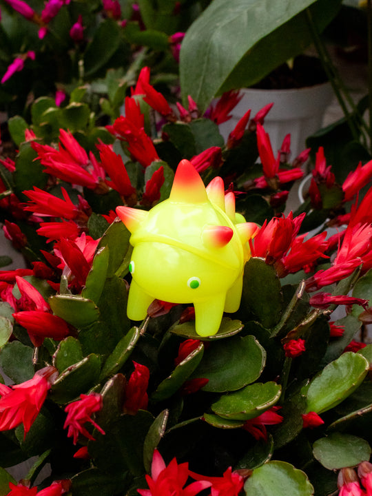 Tawashi by Hanamusic (Yellow + Red) Sofubi Hanamusic