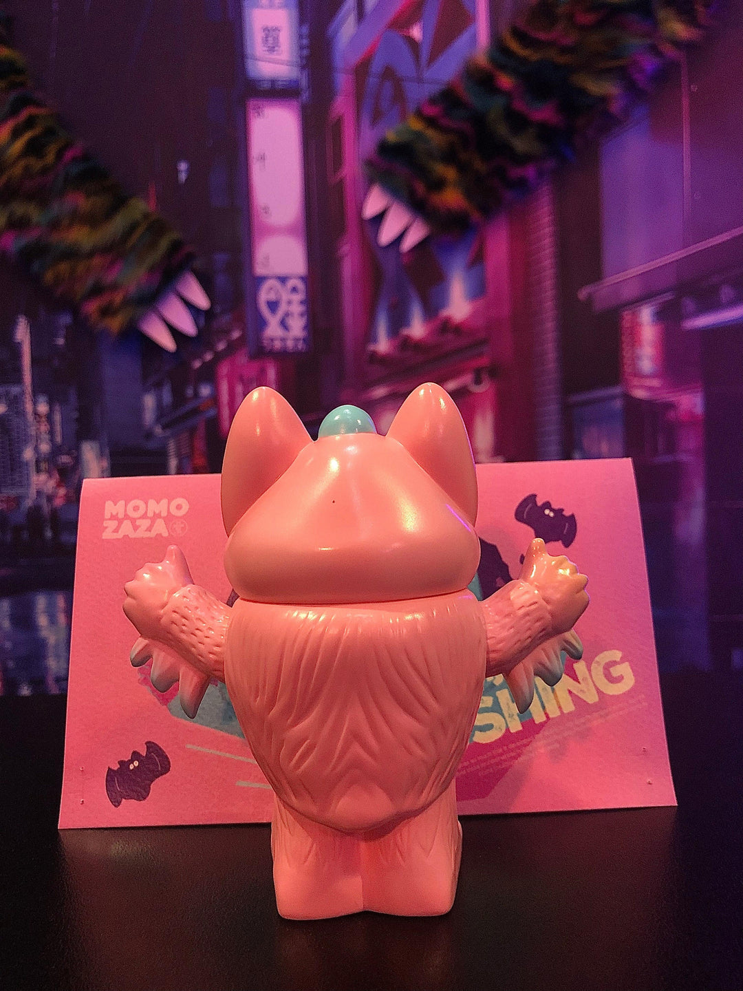 Flushing Pink Vampire Designer Toys momozaza