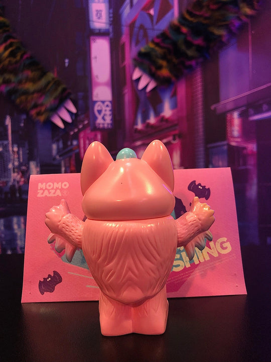 Flushing Pink Vampire Designer Toys momozaza
