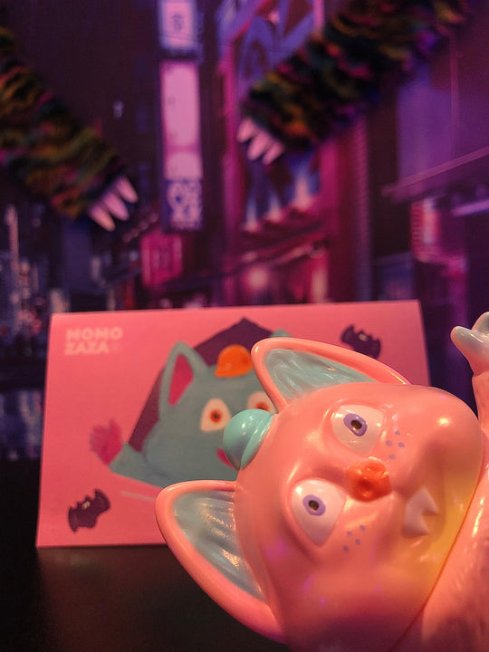 Flushing Pink Vampire Designer Toys momozaza