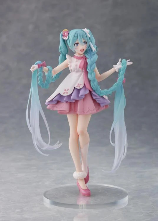 Hatsune Miku Wonderland Figure Rapunzel Art toy Taito