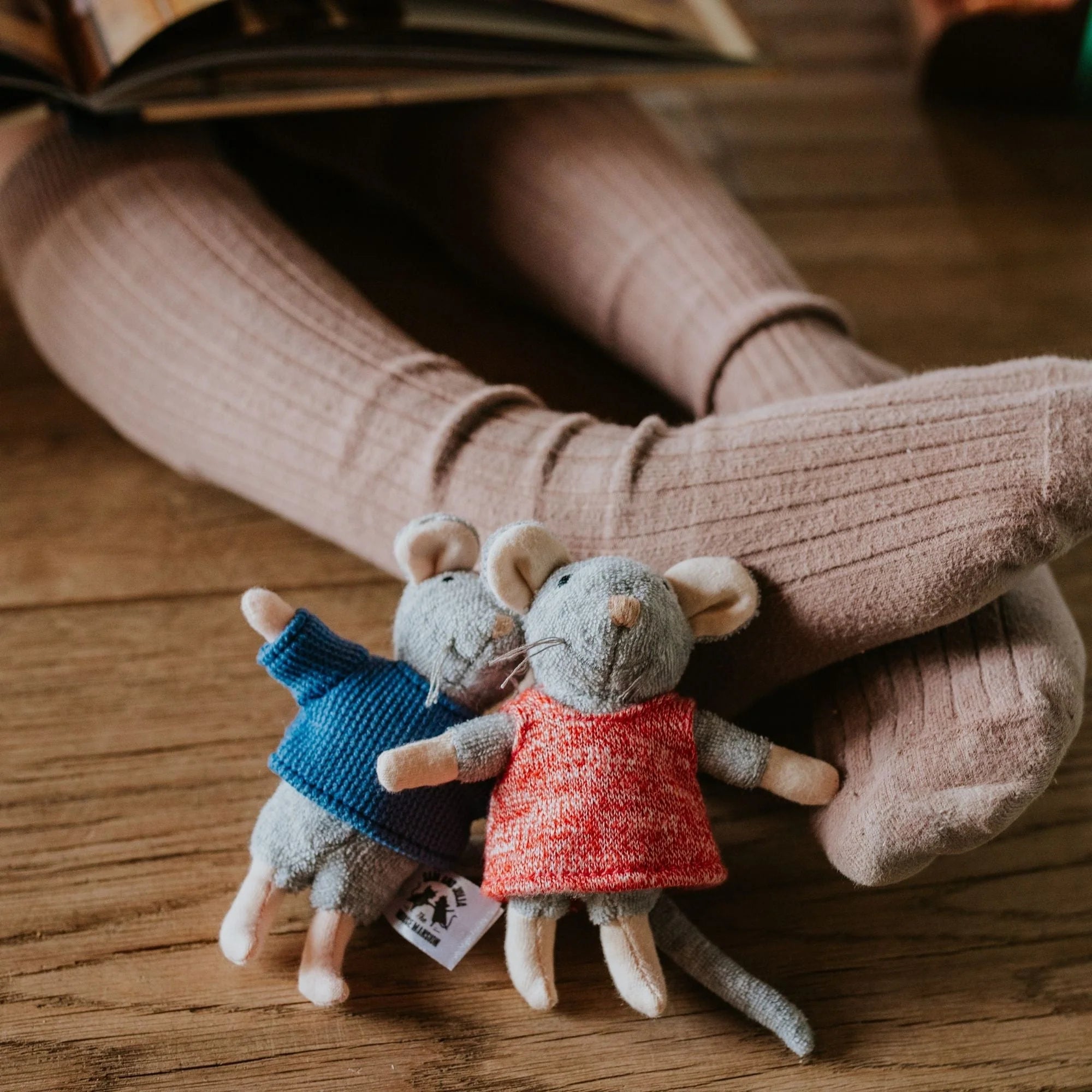 JULIA Plush Dam LLC